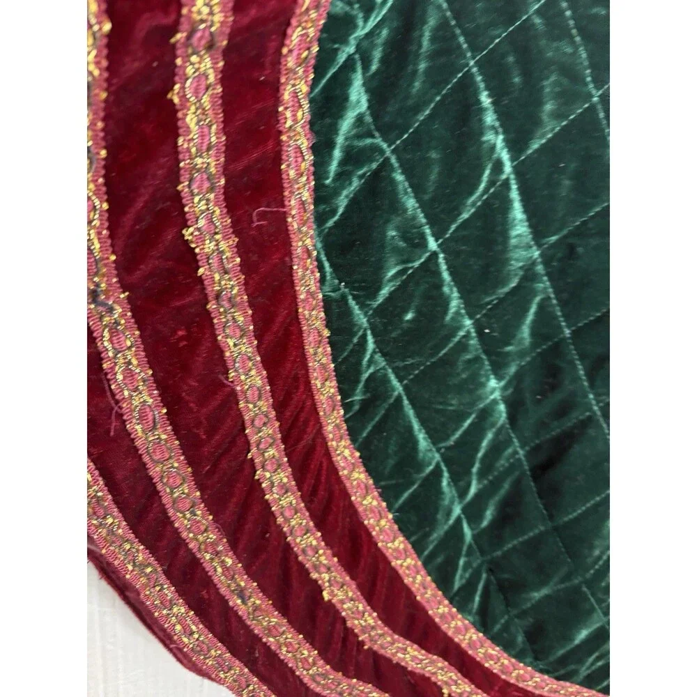 D&F Designs 36” Velvet Christmas Tree Skirt Green Burgundy Quilted Gold Trim